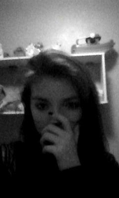 elise collegiene de 15ans et surtout directionners selenator 3follow et je follow back3 et qui adore teen wolf