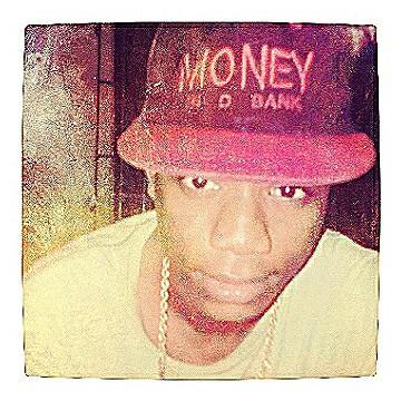 Ama Born Stuna