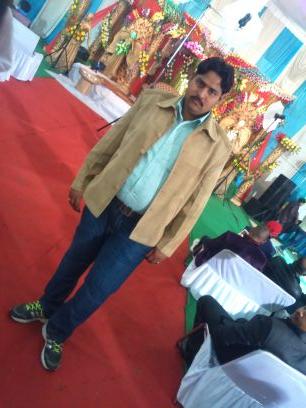 देख ली न तूने मेरे आँसुओं की ताक़त...
कल रात मेरी आँखें नम थीं,
आज तेरा सारा शहर भीगा है...