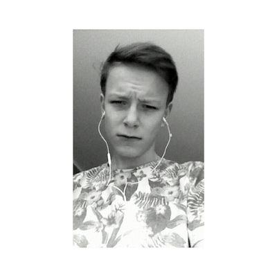 Levensgenieter | Youtube Content creator | Fifa addicted.