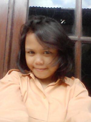 revalina1999's profile picture. 