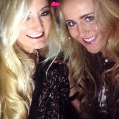 TillyTilson's profile picture. Entreprenuer! Love the sun, cocktails, picnics, wine, sweeties, candles, netball, choir, holidays, shoes, champers, cookies, presents, starbucks and dresses :)