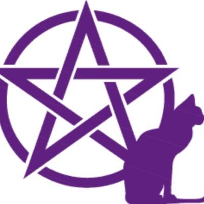 Crazy animal loving, Pagan, biker chick. I'll fight for all I believe in & for all those that don't have a voice whether it be animal, vegetable or mineral.