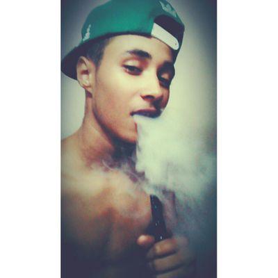 “Antes louco e feliz, do que careta e depressivo.”