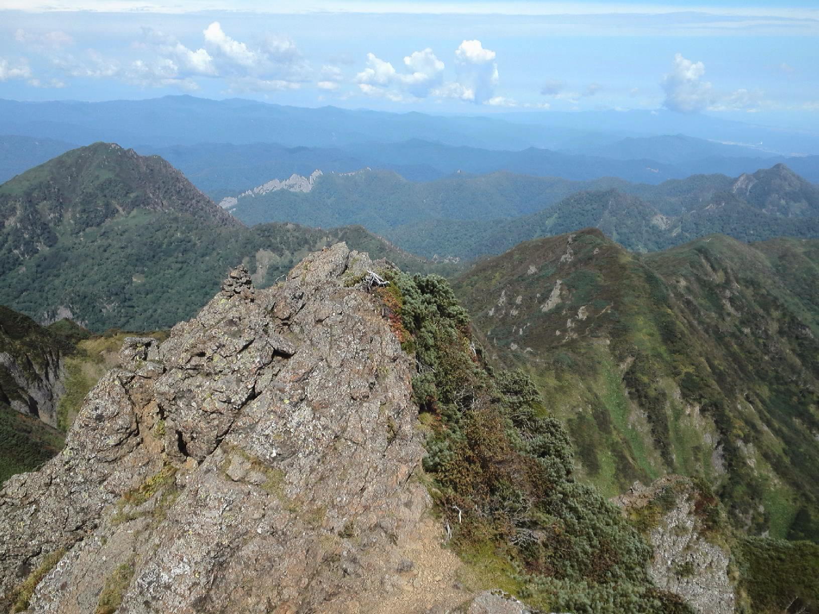 最近あまりつぶやけてません。趣味は山スキー(バックカントリー)、登山(季節問わず)、アニメ、音楽など