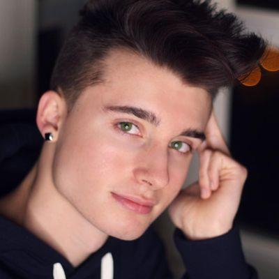 zMatthewJ_EI's profile picture. 19.[26/11] Ángel Caído| Oliver◇Derek◇Nay◇Zack◇Carol ❤.|Mel◇Lindsay◇Kath, my lovers.|Todo tiene su límite, no te pases. ×