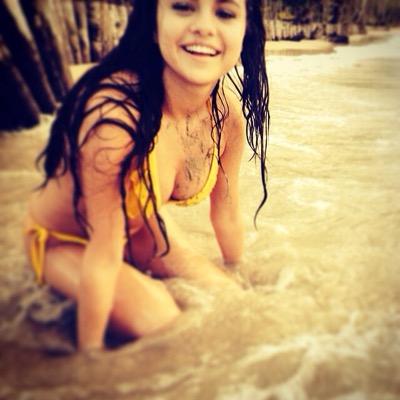 we just appreciate our queen selena
