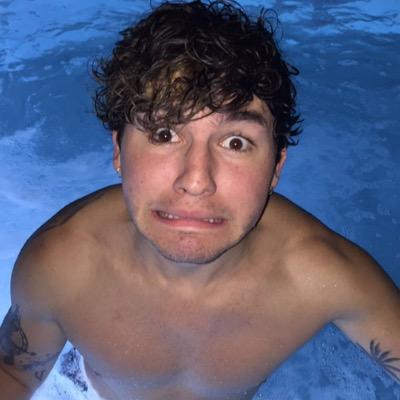 •jenna follows •