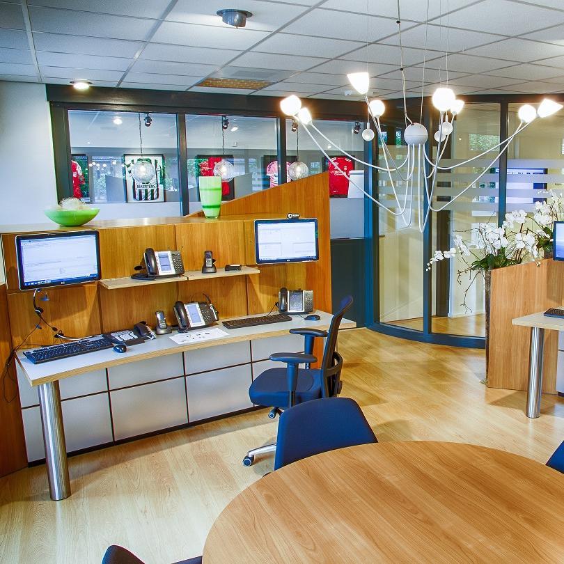 Loohuistweet's profile picture. In de dynamiek van de moderne wereld van nu verlangen we betrouwbare, snelle en efficiënte telecom-, datacommunicatie en optimale beveiligingsoplossingen.