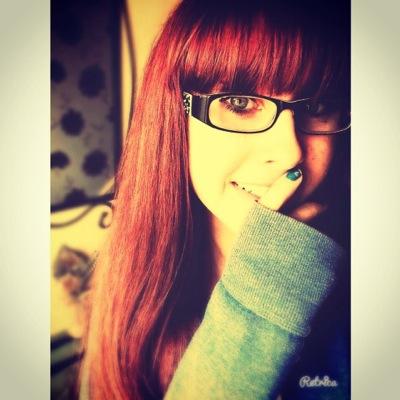 RachelcarLyons's profile picture. 