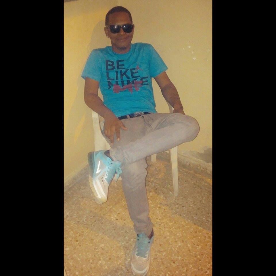 Sigueme Te Doy Back De Bolada Siempre Estoy Activo :D  ::..:: Leendo Wee