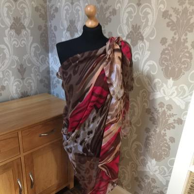Simply Fabulous - Ladies Fashion Accessories Company - Selling Kimonos, Jewellery, Handbags, BeachBags, Wraps, Scarves and Gorgeous Gifts!!