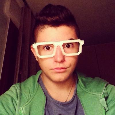 15 year old Eletronics&Computers • 3dPrinting • GoPro • sound systems • tester • inventor • dreamer • youtube: https://t.co/DeGy4UshPd