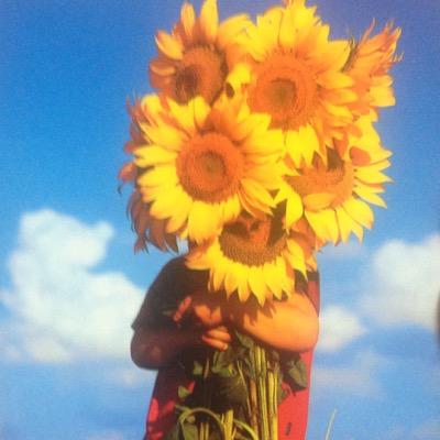 himawariami's profile picture. 3歳から鍵盤を始め…音楽の高校・ヤマハ音楽院卒業。デビッド・ベノワの影響受けました♡