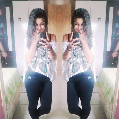 ♥♣o que importa se vc tem olhos verdes... se o vermelho dos meus refletem o verde da natureza♣♥ ✌malokera✌