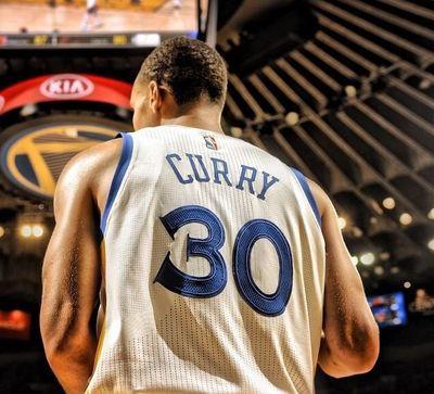 ritsu092113's profile picture. あゆのこ⇒戸室小⇒南毛利中、男バスdf、学級委員