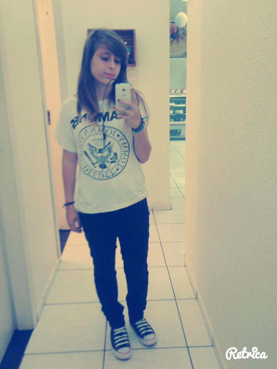Chame meu nome e me salve da escuridão.
http://t.co/WIdYcjVmZ1