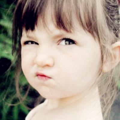You have to learn to ignore all have to learn to laugh proudly watching others smile. 
你要学着无视所有嘲笑 要学着骄傲地看着别人微笑。