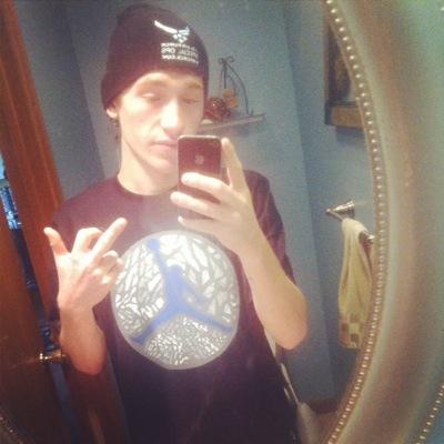 follow me on snapchat,jacobkarhoff, class of 2015