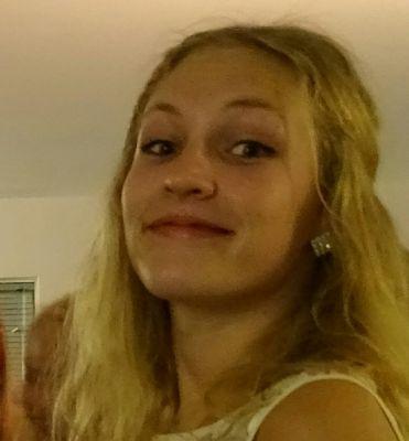 30. Amersfoort. Groot muziekliefhebber. Altijd vrolijk.