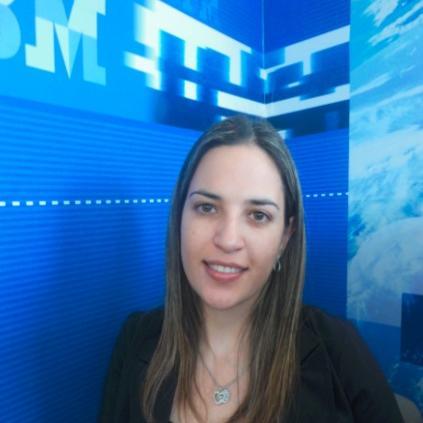 Enamorada de mi familia, Católica, #IBMer, apasionada por el fútbol, los viajes, la música y el emprendimiento/ Opiniones propias