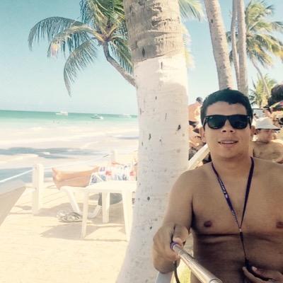 Tudo o que um sonho precisa para ser realizado é alguém que acredite que ele possa ser realizado.