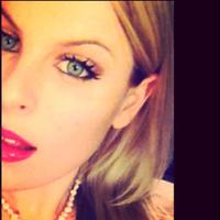 Blue (@ababyblueeyes) 's Twitter Profile