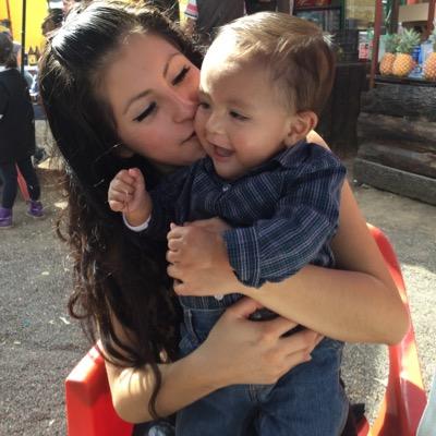 Yaneet Buena onda me encanta escuchar musica quieres conocer mas de mi ??? sigueme en FB     https://t.co/FnBZpCXB3c