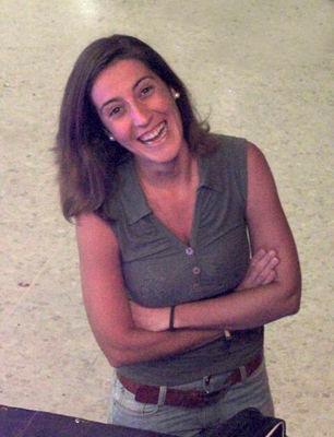 Marikiya29's profile picture. Dos cosas que jamás debí romper: Una promesa y un Corazón... 
Redacción y Publicidad Onda Cero.
Soy Taurina