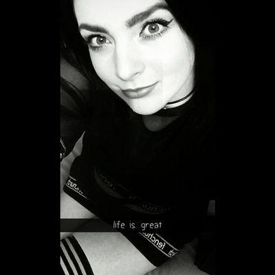 bethany-hartley
23-11-96
single ✌ snapchat: bethartley