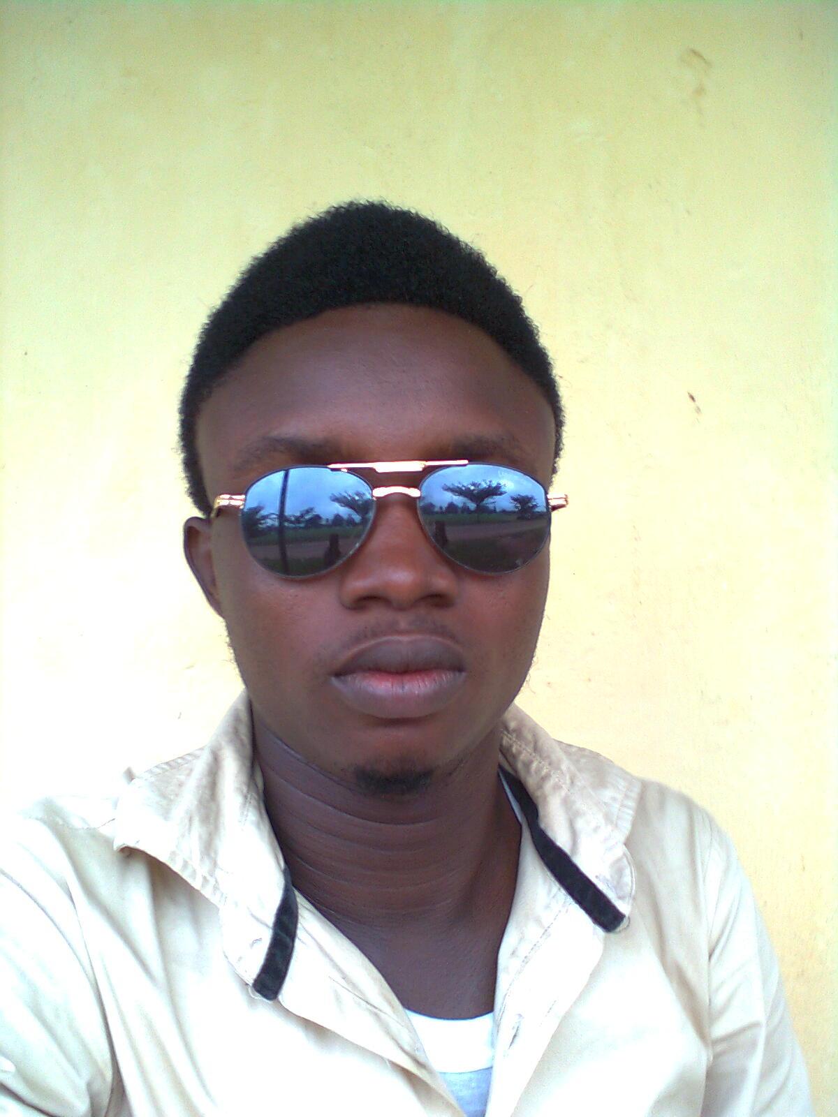 chrisky144's profile picture. love music