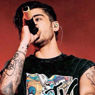 hey there!! dont follow me but go follow @nebularnxrry_af for a fb $$!¡