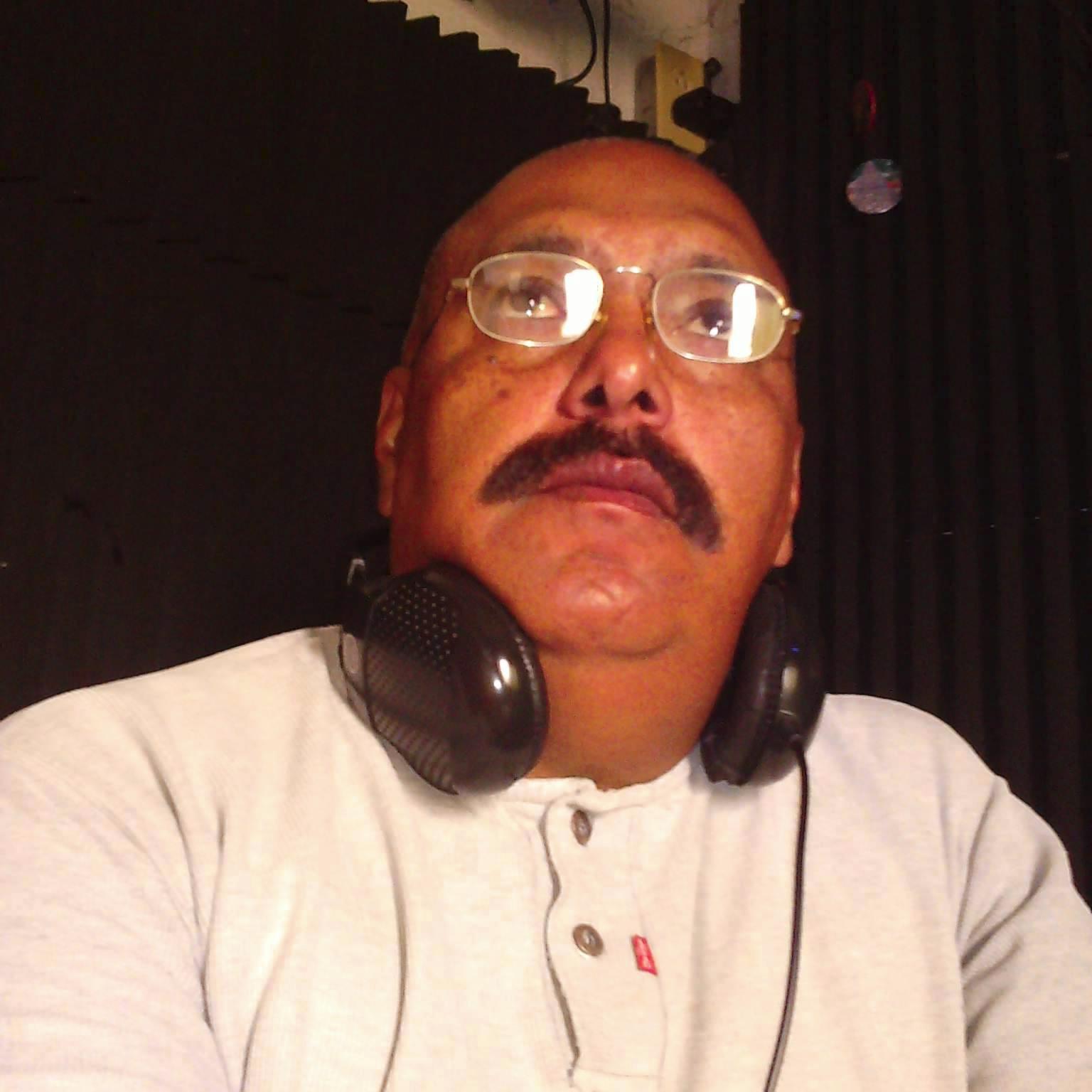 PRODUCTOR DE RADIO LLego El Sabor en Urquiafm 97.5