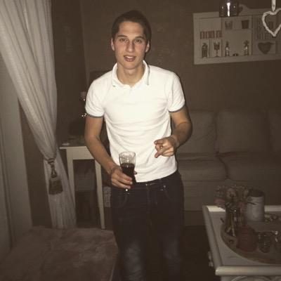 17 year / / soccer player #svDSO / / 079