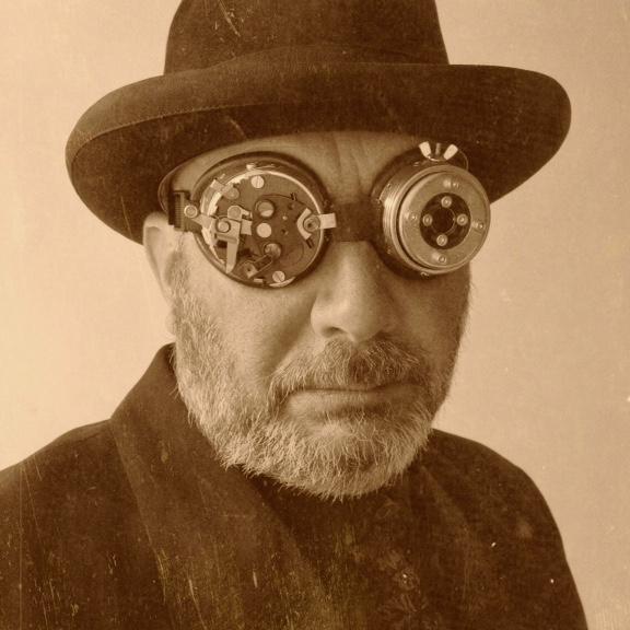 Prof_Melchior's profile picture. Timetraveller