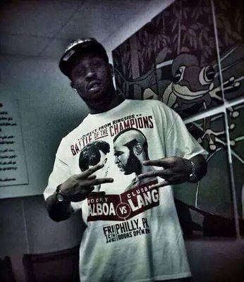 Untamed pain born n raised on the eastside
Of detroit mi.
Straight  Street savy tracks and lyrical skill 
And versatilty sums up my character!!
I just wanna