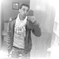 Estudiante,deportista neto, gracioso, simpatico, sincero y sonriente :D