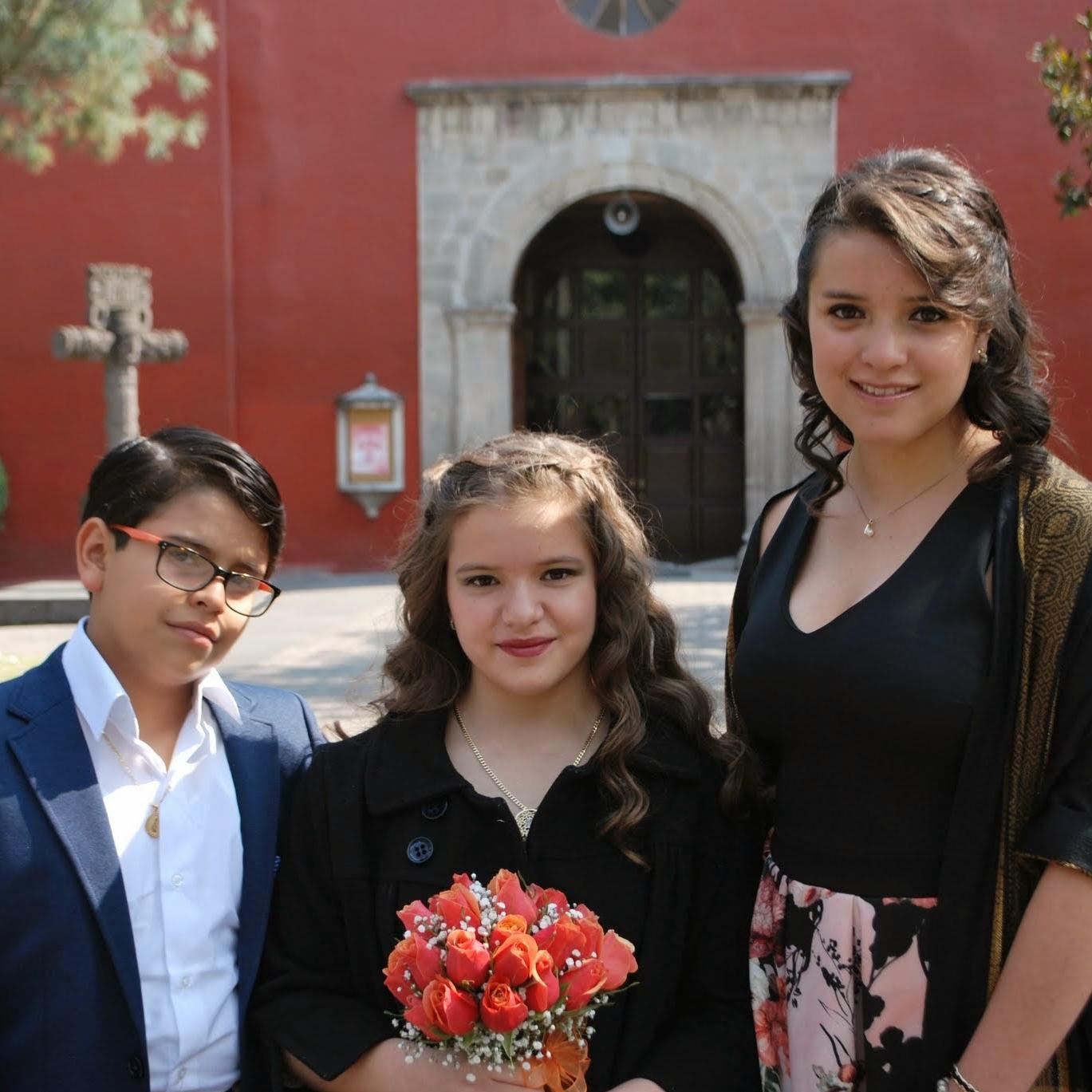 Feliz de colaborar en el mundo de la educación superior. Transformando vidas. Feliz esposa y mamá de tres