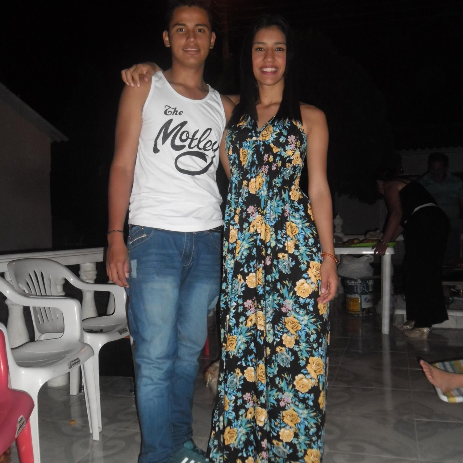 Oiga-¿Que?-Usted Es Mi Todo Usted Es Una Bendicion En Mi Vida Si Capta?-TE AMO Mucho 28♥ Amor De Mi Vida Gracias Por Todo O8 /O5/2O13♥ A Su Lado SOy Muy Feliz♥