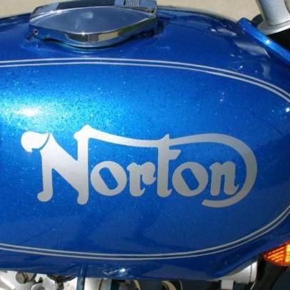 73Norton850's profile picture. 