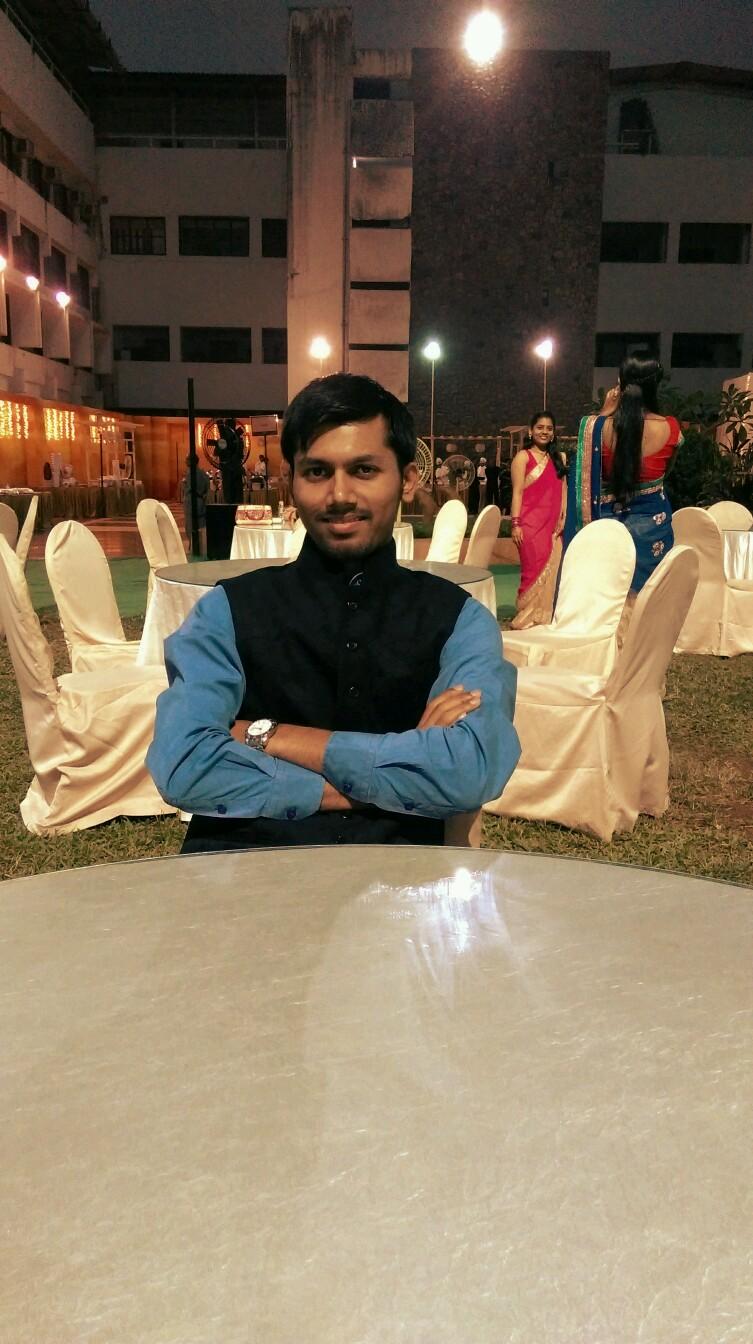 Supply Chain  Consultant, artist, event coordinator....Cricket and Music lover..fortune favors the brave!!