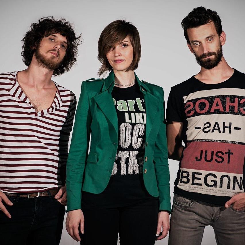 delgadoage's profile picture. Volevamo fare le rockstar. E invece no.