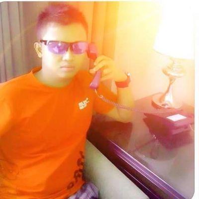 ingin membahagiakan kedua orang tua,,,