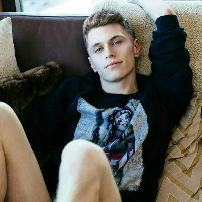 levisdiamond's profile picture. What'z up?? Up and coming model and youtuber! Follow me on insta @levisdiamond :) let's be internet friends