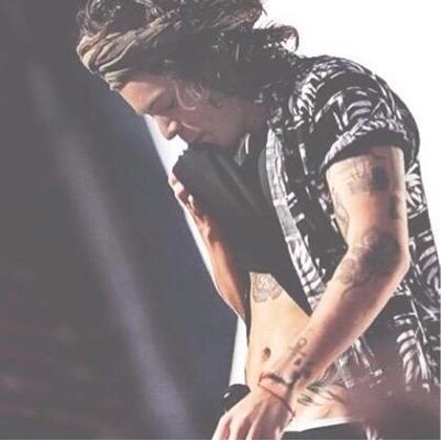 major_fangirl14's profile picture. So many bands. So many beautiful people. Why can't I just hold them all?