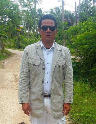 Manager with  a gold and diamond mining company in Guyana. Married and has 6 children. .4 daughters and 2 sons.