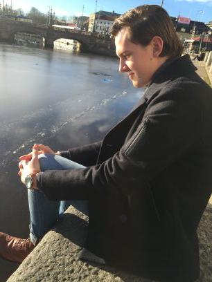 ercaanbloom's profile picture. Dress To Impress. Manners maketh man.