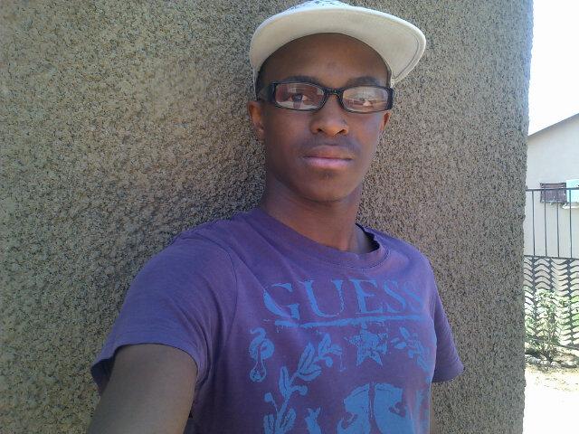 I AM VERY KIND & LOVING ,I RESPECT PEOPLE WHO RESPECTS THEMSELFS,I LOVE EATING & I AM INLOVE WITH CARS & I LOVE MYSELF
