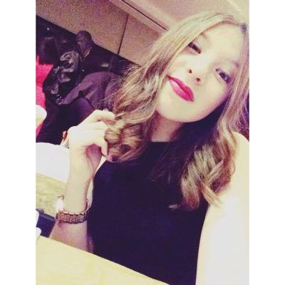 Instagram: mari_becerrae
Facebook: Mari Becerra
Fan Page: Mariana Becerra