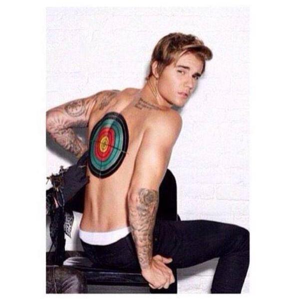 JUST1NPEL0TUDO's profile picture. 